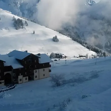 Les Solerets A1 Apartment